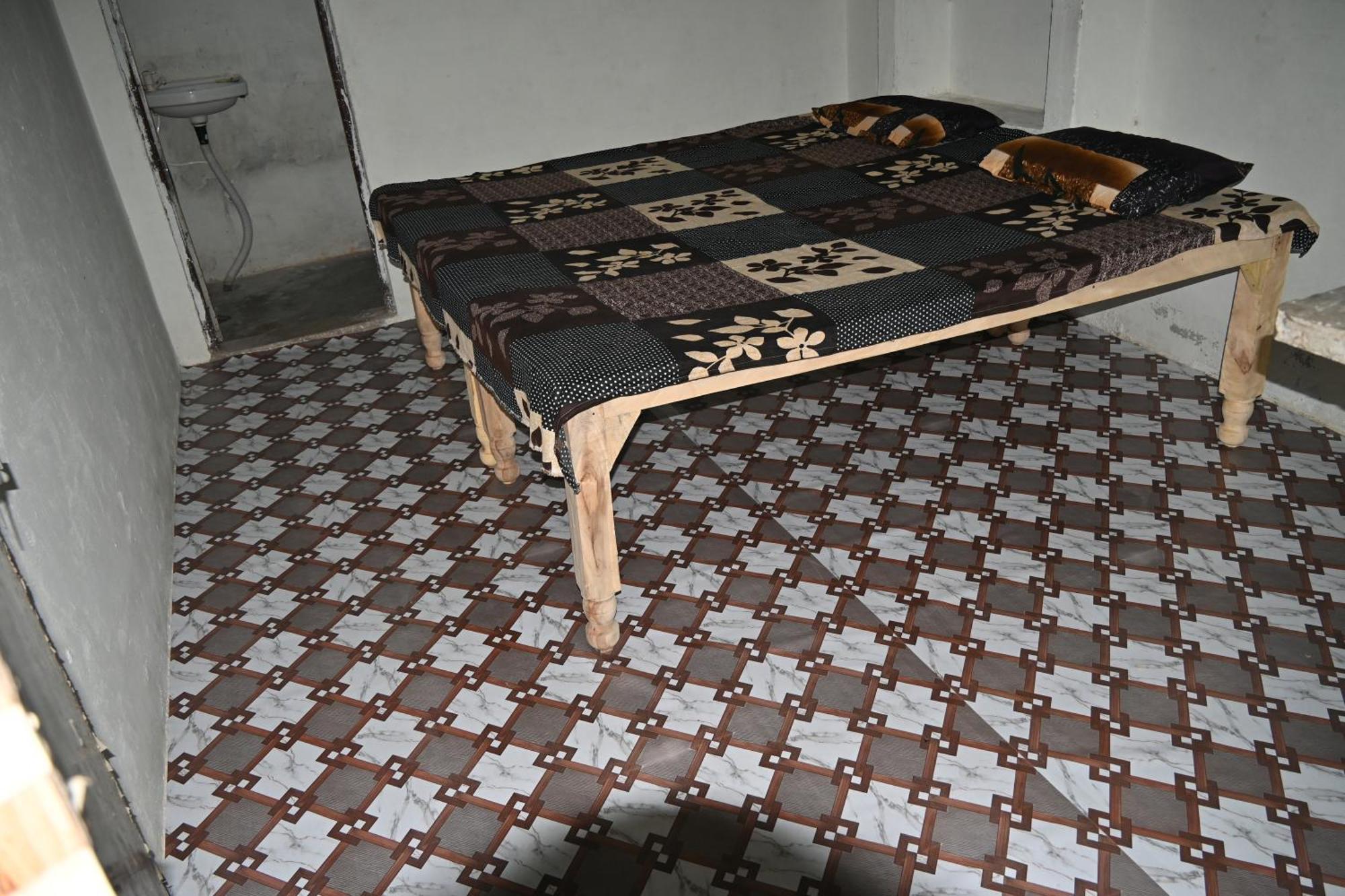 श्री बांके बिहारी सेवा धाम Hotell Vrindāvan Exteriör bild