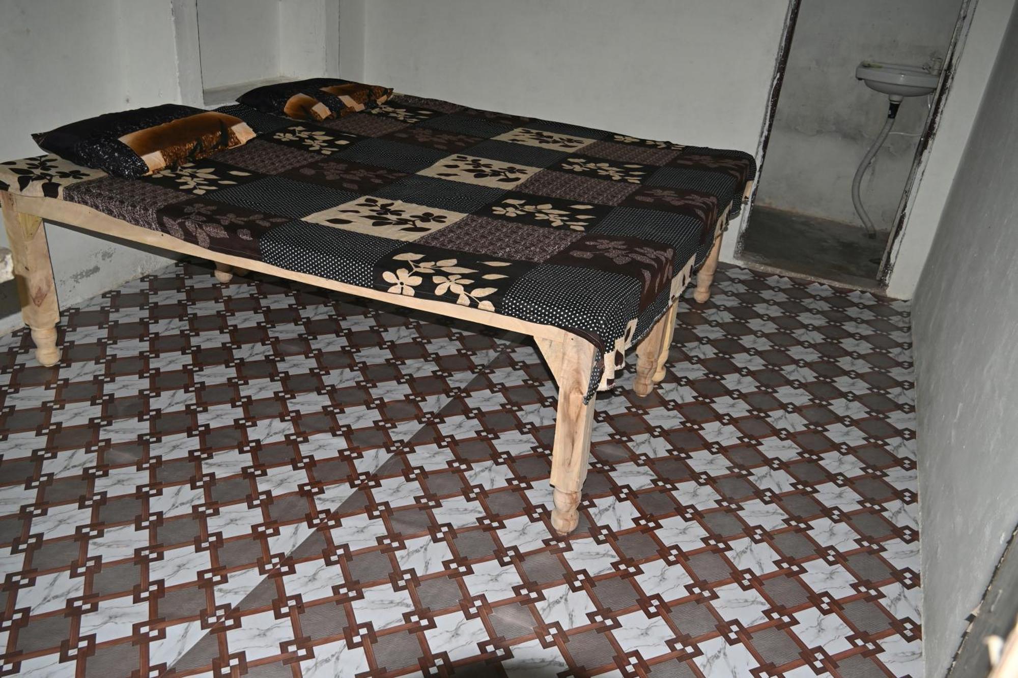 श्री बांके बिहारी सेवा धाम Hotell Vrindāvan Exteriör bild